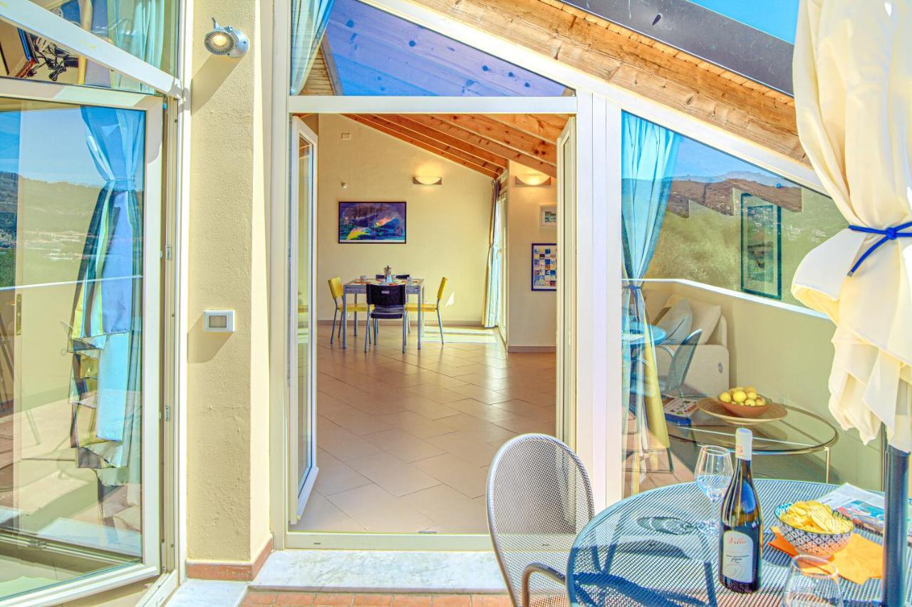 Appartamenti Villa Il Poggiolo Диано-Марина Экстерьер фото