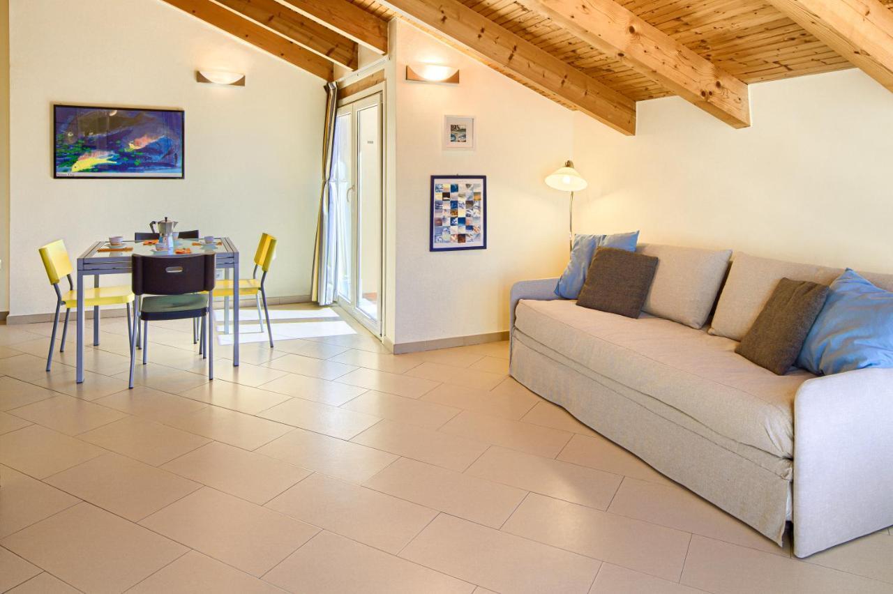 Appartamenti Villa Il Poggiolo Диано-Марина Экстерьер фото