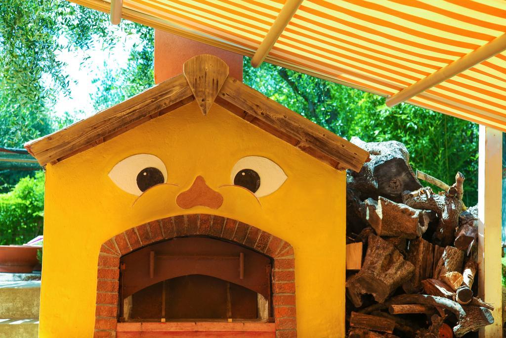 Appartamenti Villa Il Poggiolo Диано-Марина Экстерьер фото
